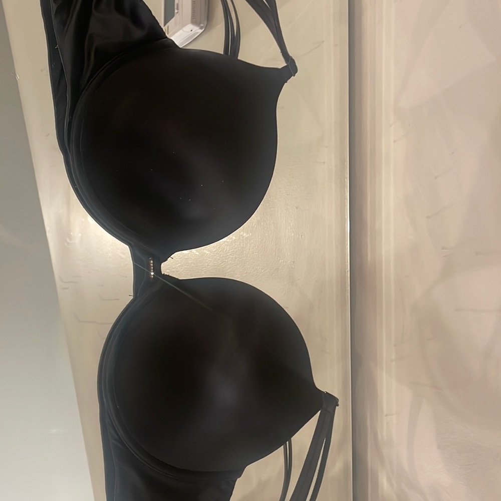 VS Bra 32DDD Black w tiny bling